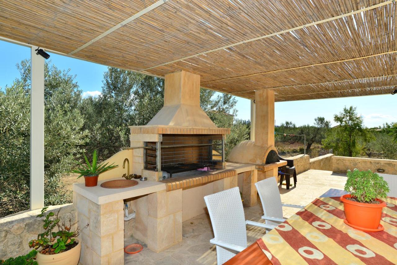 Villa Konstantinos 6 Bedrooms Aegina Eksteriør billede
