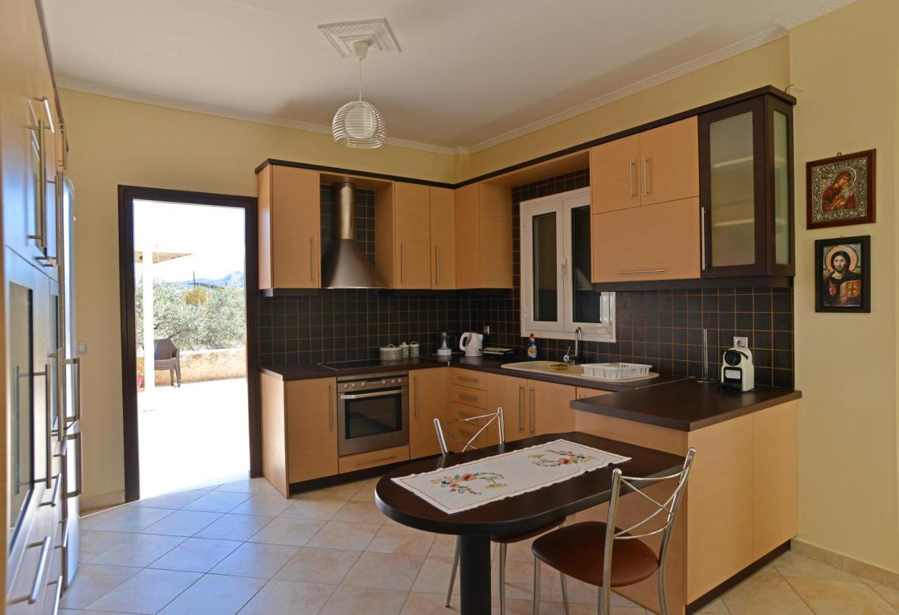 Villa Konstantinos 6 Bedrooms Aegina Eksteriør billede